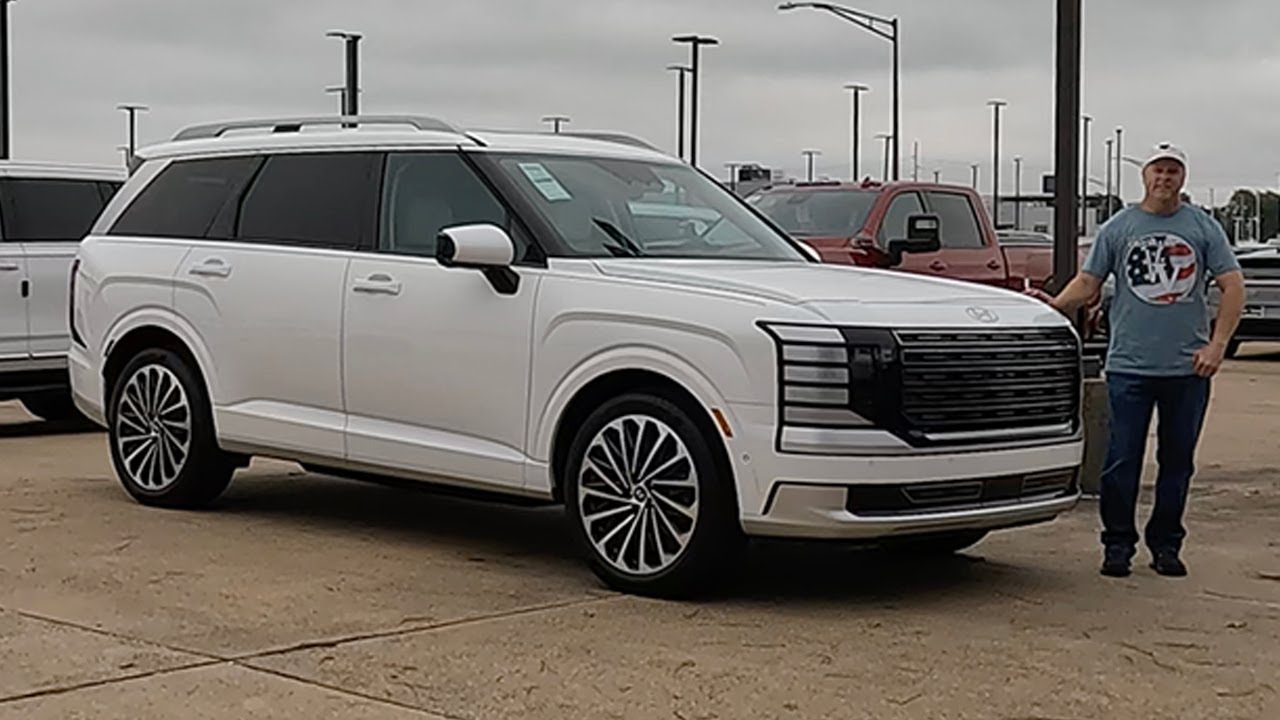 Book Your Hyundai Palisade Calligraphy Today for an Unforgettable Chauffeur Experience in Miami