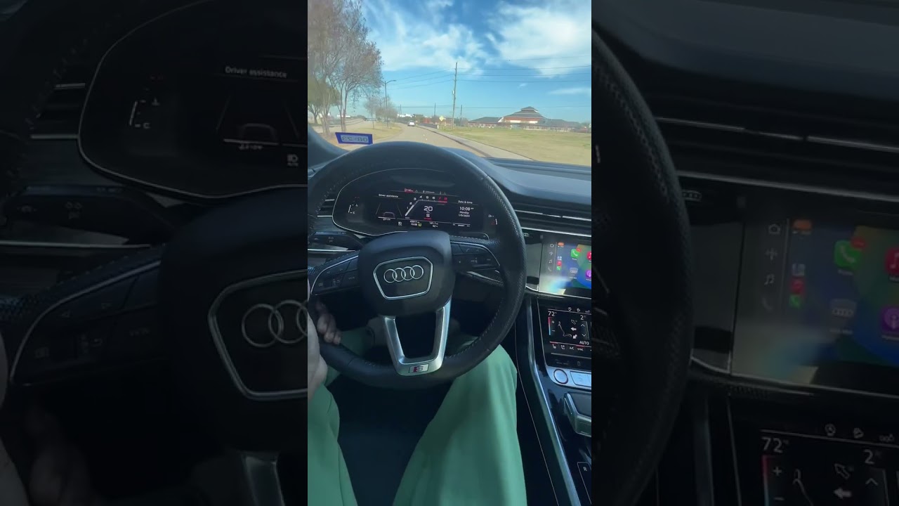 Luxury Chauffeur Services Featuring the Iconic Audi Q8